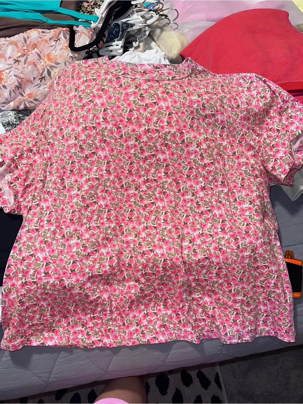 Bundle of 4 Old Navy Short Sleeve Tee Tops - Picture 2 of 4